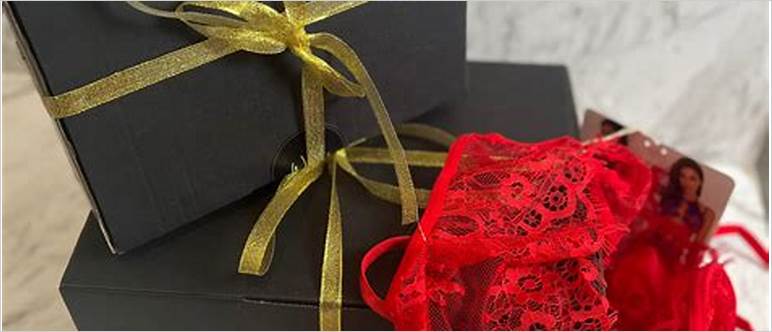 Lingerie gift box